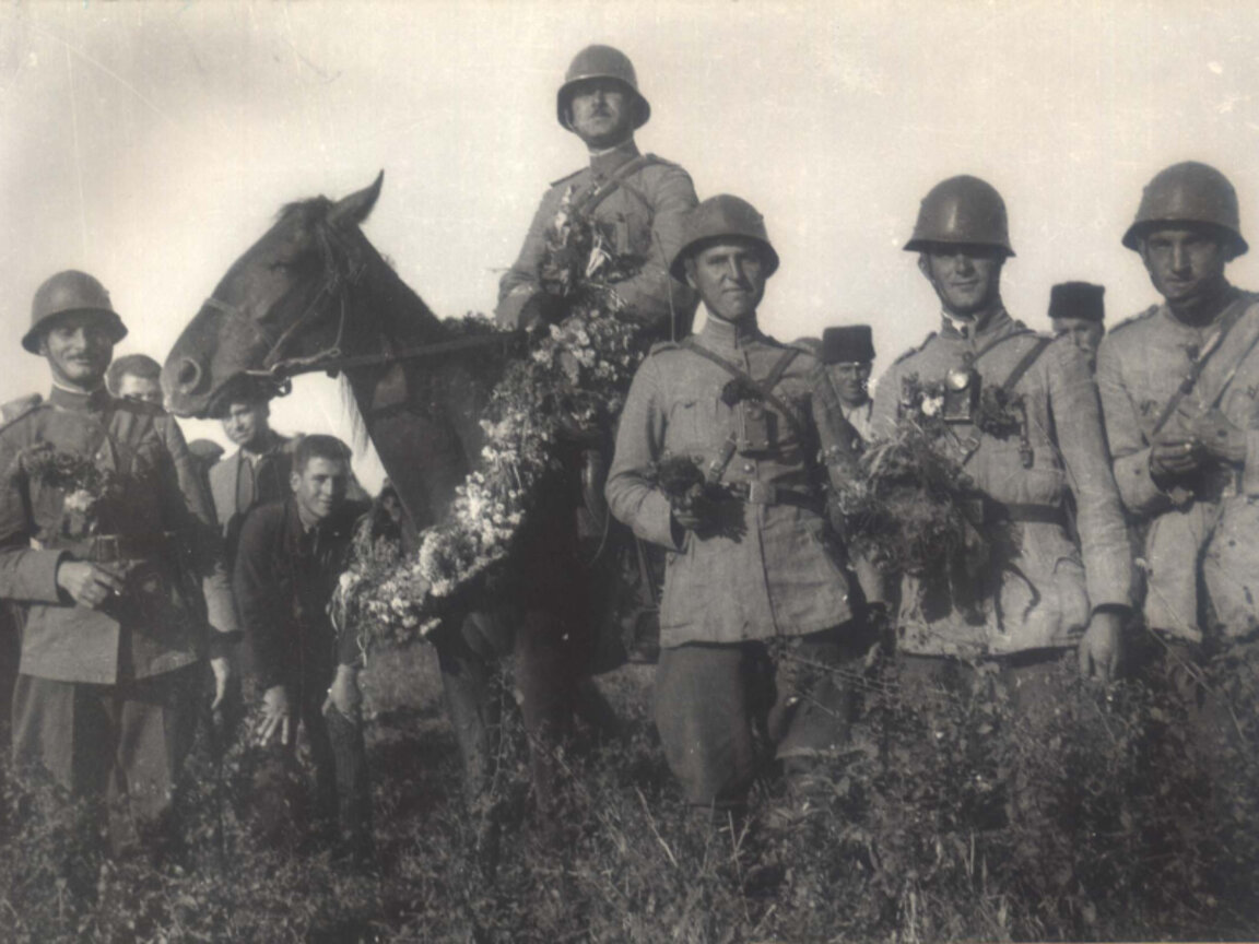 Посрещане на българските войски в Южна Добруджа през септември 1940 година