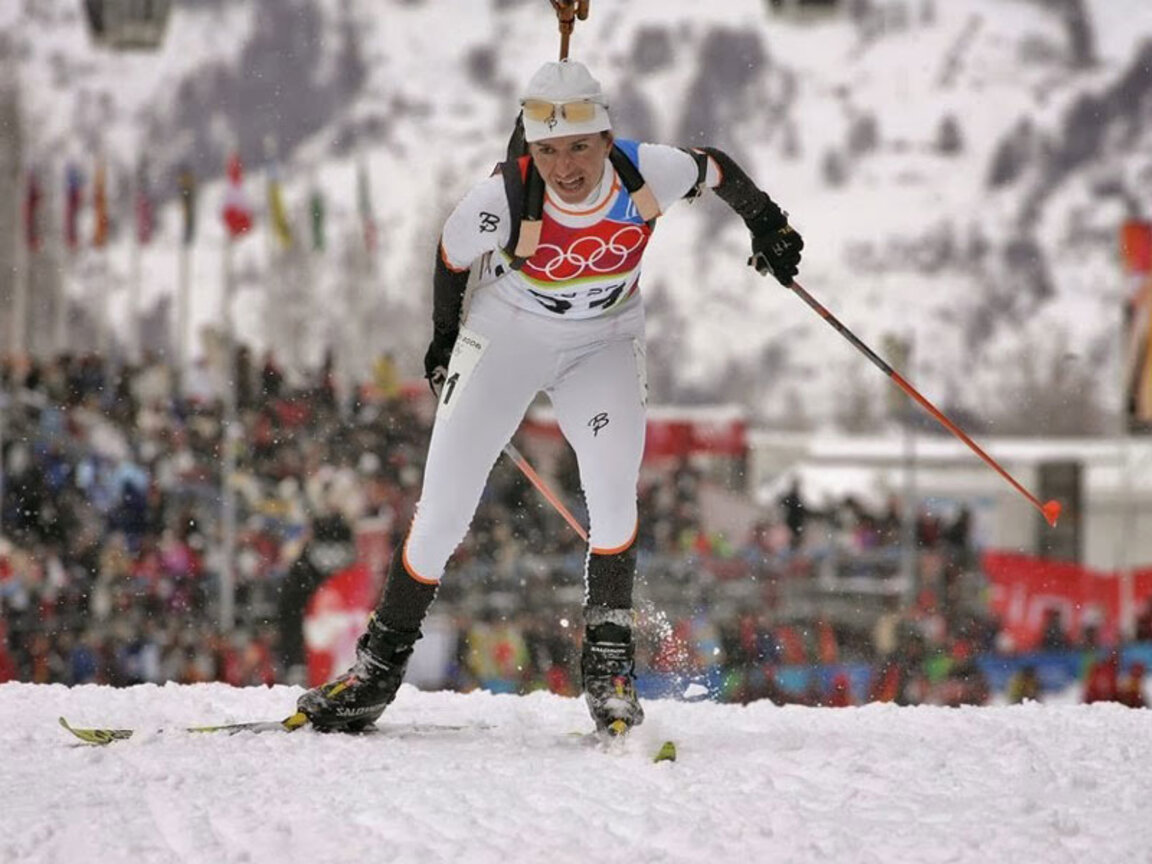 На 9 февруари 1998 г. Екатерина Дафовска печели първия и единствен златен медал за България от Зимни олимпийски игри.