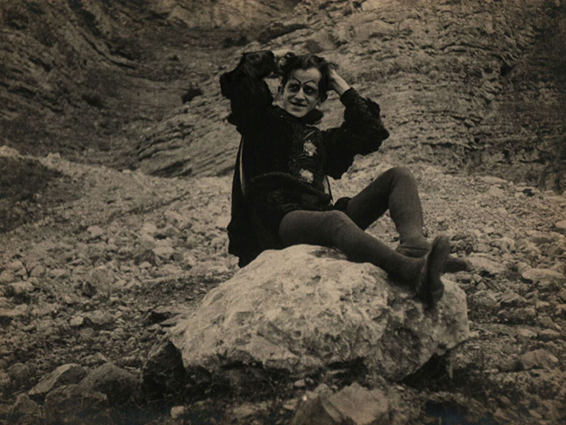 Васил Гендов в "Дяволът в София", 1921 г.