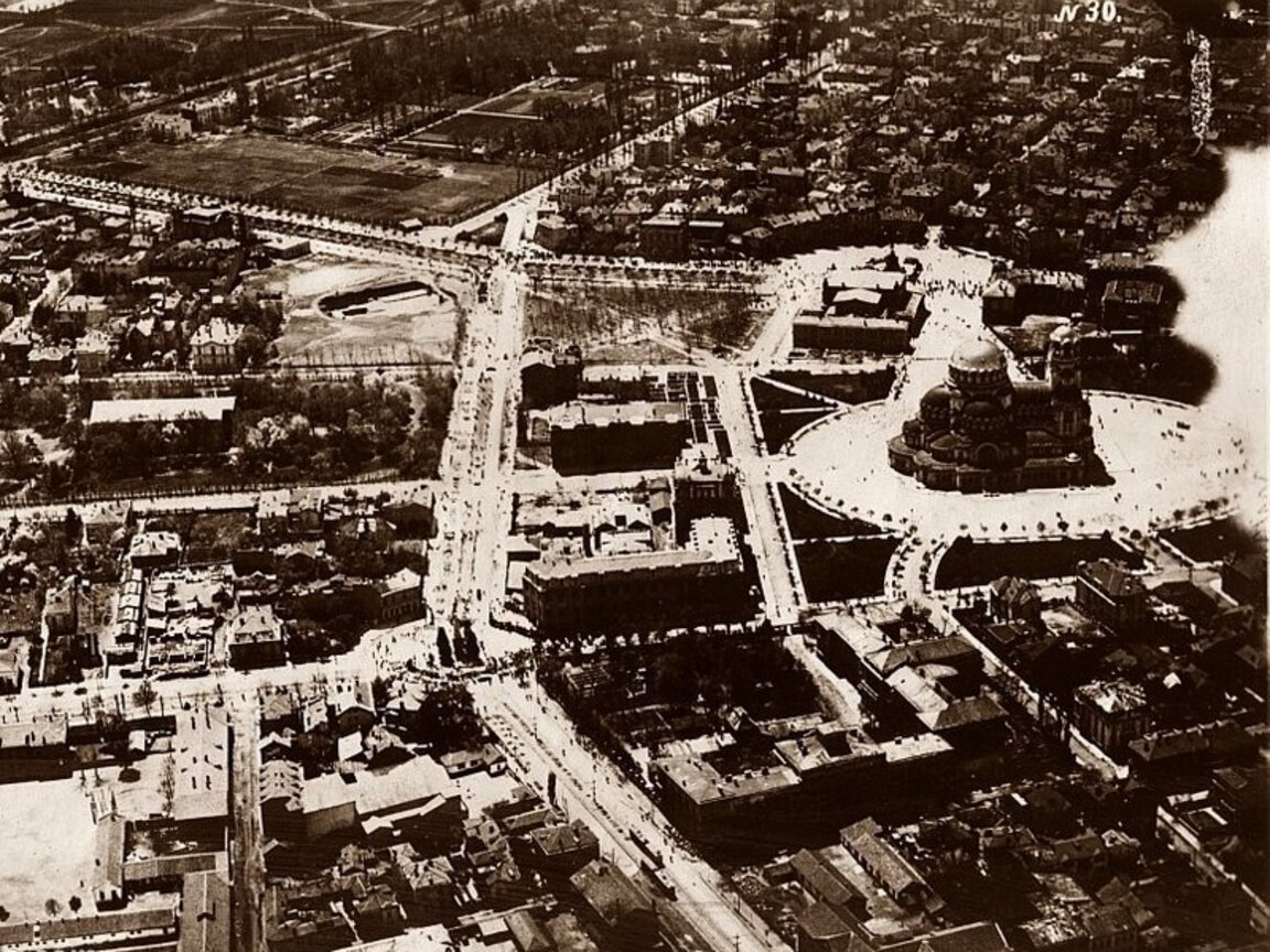 Общ изглед на София от средата на 20-те години на XIX век