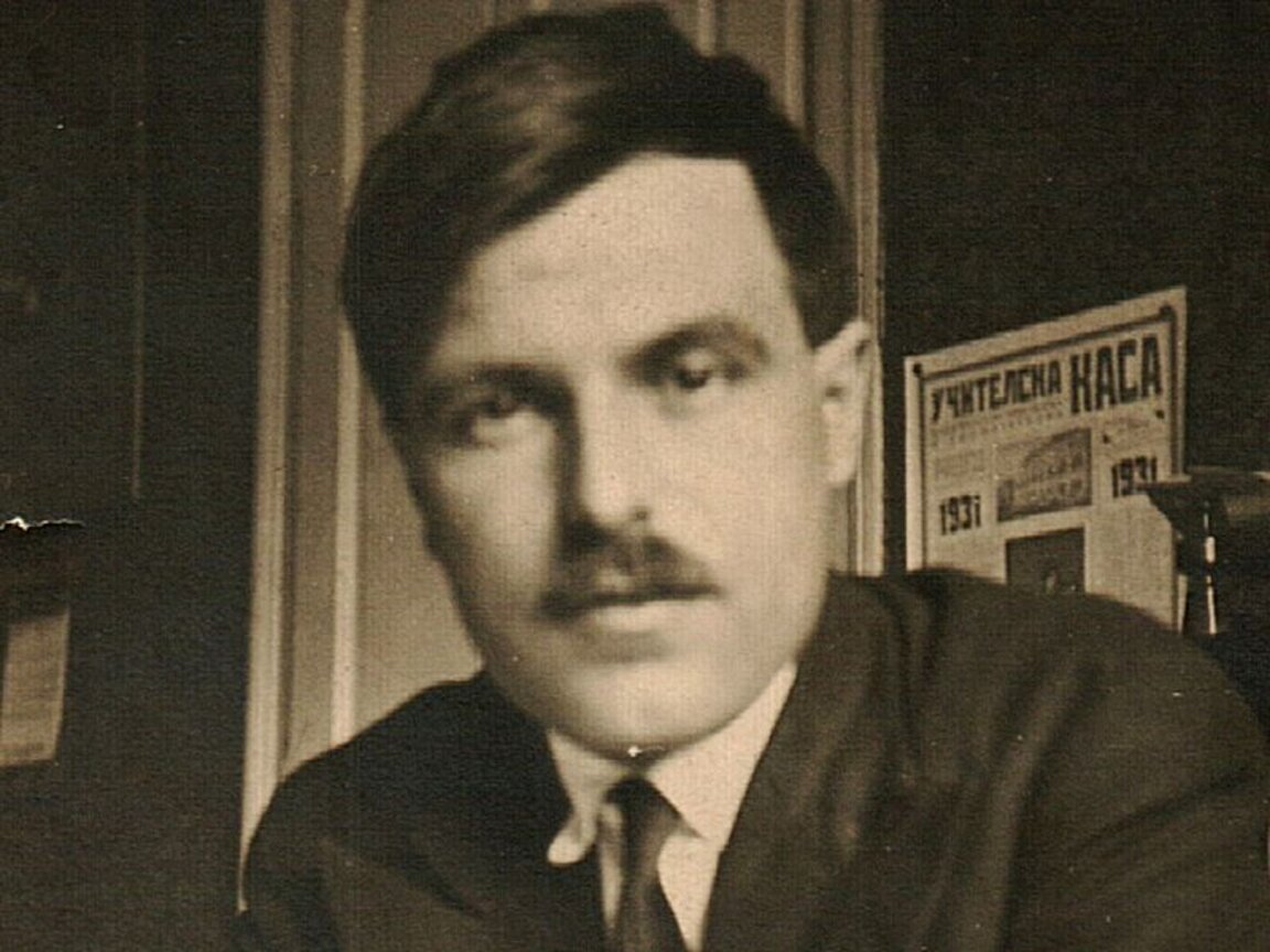 Ангел Каралийчев, 1932 г.