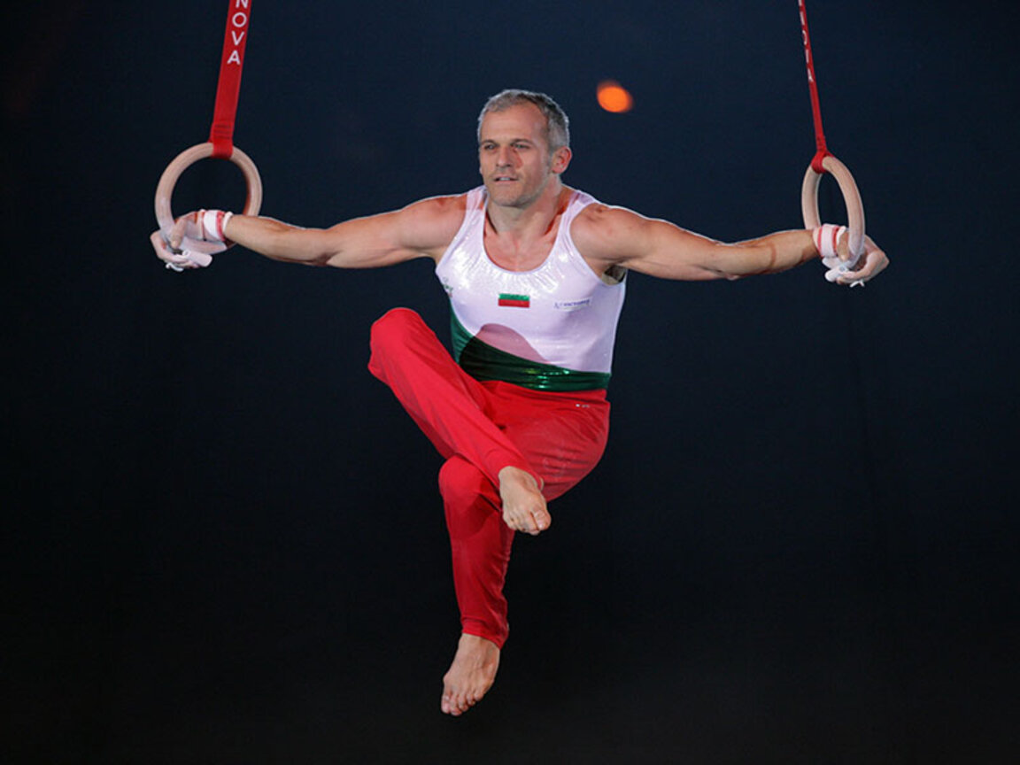 Йордан Йовчев в коронната си дисциплина халки