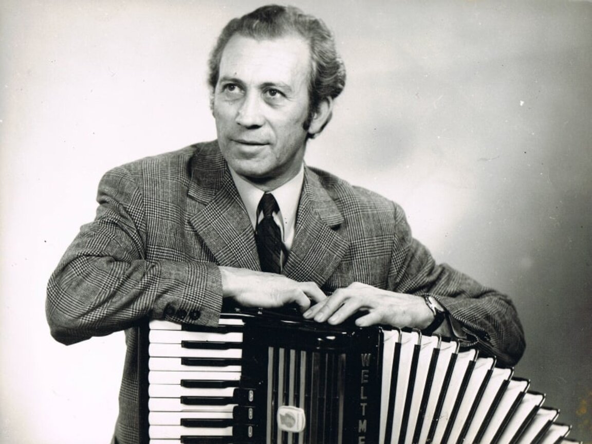 Коста Колев