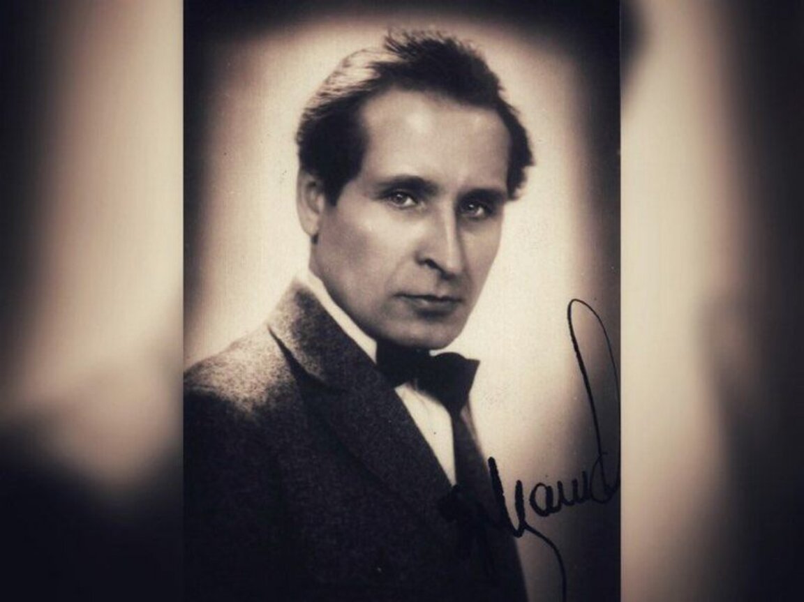 Портретна снимка с автограф на Хрисан Цанков, 1942 година  Снимка: Централен държавен архив, фонд 516К, опис 1, а.е. 2078, л. 4