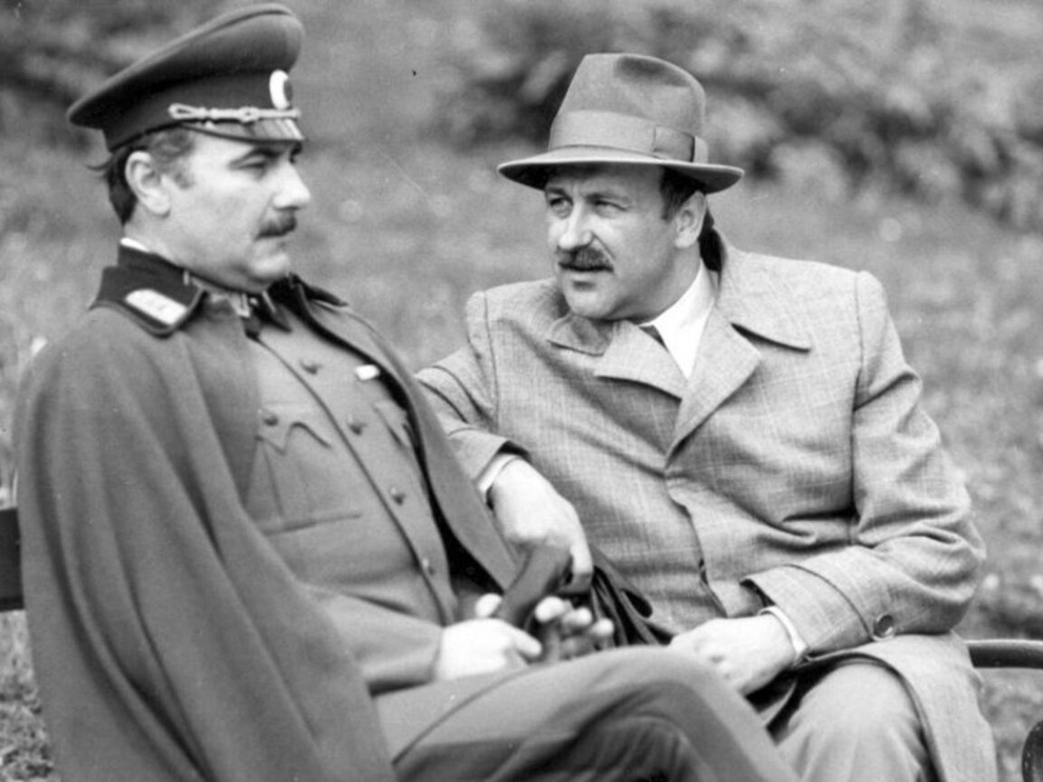 Васил Михайлов и Борис Луканов във филма "Сами сред вълци", 1979 г.