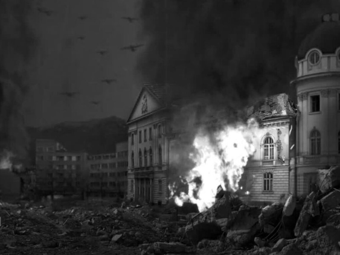 Въздушни удари над София на 20 декември 1943 г.  – бомбардировачи над пл. „Народно събрание“