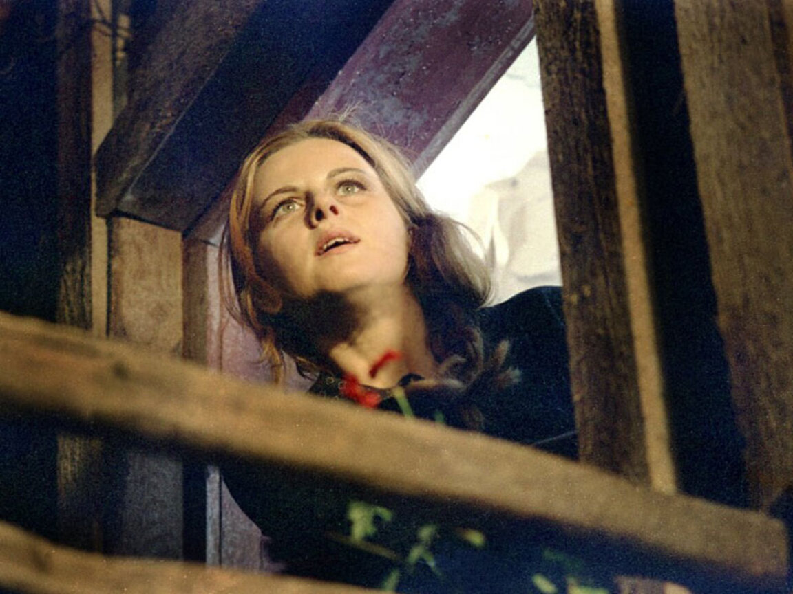 В кадър от филма „Герловска история“ (1970) на режисьора Гриша Островски