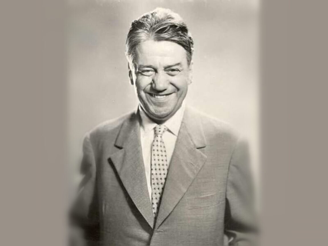 Лео Конфорти