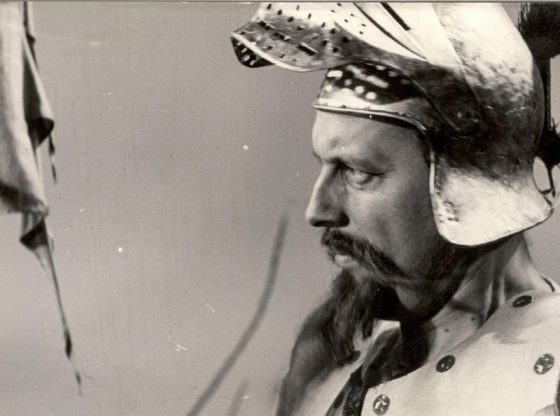 Коста Цонев в ролята на Дон Кихот от телевизионния мюзикъл „Човекът от ла Манча“, 1968 г.