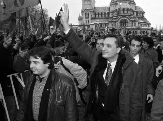Иван Костов пред протестиращите